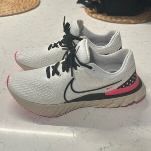 Nike react infinity flyknit- men’s size 10